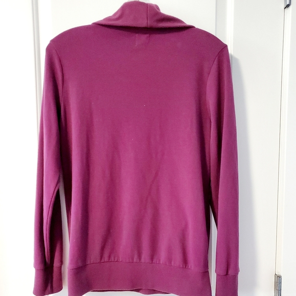 Banana Republic Sweater - Picture 2 of 3